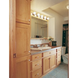 Accord Butterscotch bath, StarMark Cabinetry