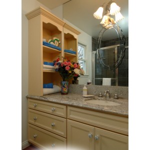 Windsor bath, StarMark Cabinetry