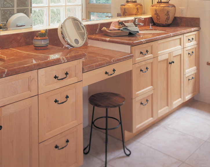 Ultracraft Usa Kitchens And Baths Manufacturer