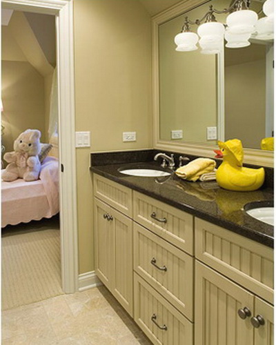 Kitchens  Baths on Woodharbor   Usa   Kitchens And Baths Manufacturer