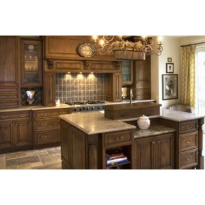American Heritage B kitchen, Candlelight Cabinetry