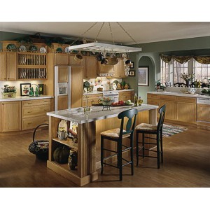 Classic kitchen, Cardell Cabinetry