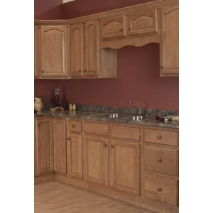 Colonial kitchen, JSI Cabinetry
