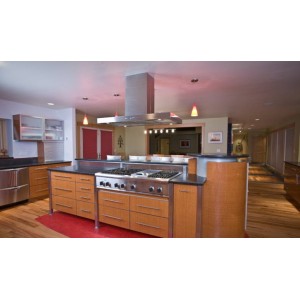 Contemporary Comfort kitchen, Columbia Cabinets