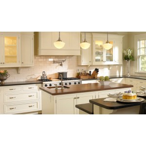 Contemporary Luster kitchen, Plain & Fancy