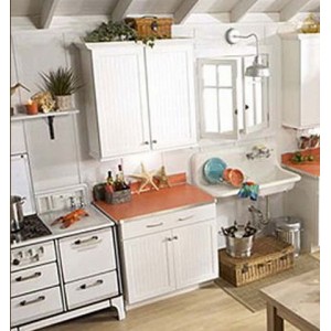 Cottage kitchen by Mid Continent