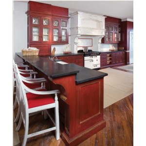 Cottage kitchen by Habersham Home