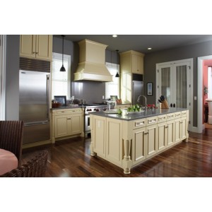 Hawthorne Maple kitchen by Wellborn