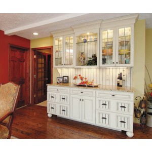 Heritage and Harbor kitchen, StarMark Cabinetry