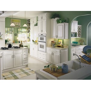 Marquis Classic kitchen, Cardell Cabinetry