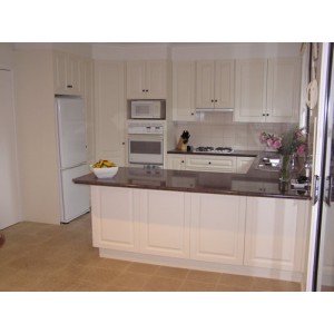 Moulded Vinyl kitchen, Executive Kitchens