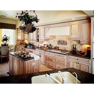 Pembroke kitchen, Cabinetry by Karman