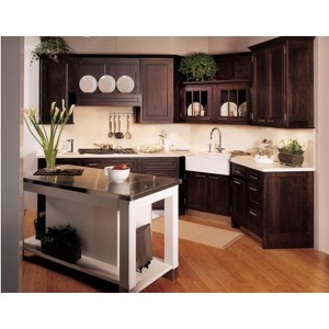 Traditional kitchen, Plato Woodwork