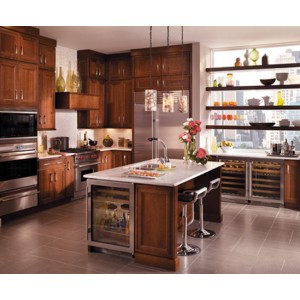 Cannes kitchen by Fieldstone