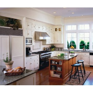 American Classic kitchen, Quality Custom Cabinetry