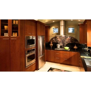 Contemporary Family kitchen, Columbia Cabinets