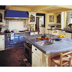 French Country kitchen, Quality Custom Cabinetry