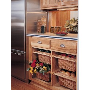 Hickory Natural kitchen by Holiday Kitchens