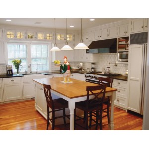Petersburg Square Inset kitchen, Holiday Kitchens