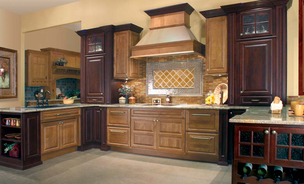 Huntwood | USA | Kitchens and Baths manufacturer